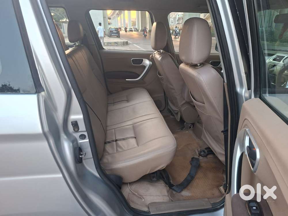 Mahindra Tuv 300 T8, 2016, Diesel
