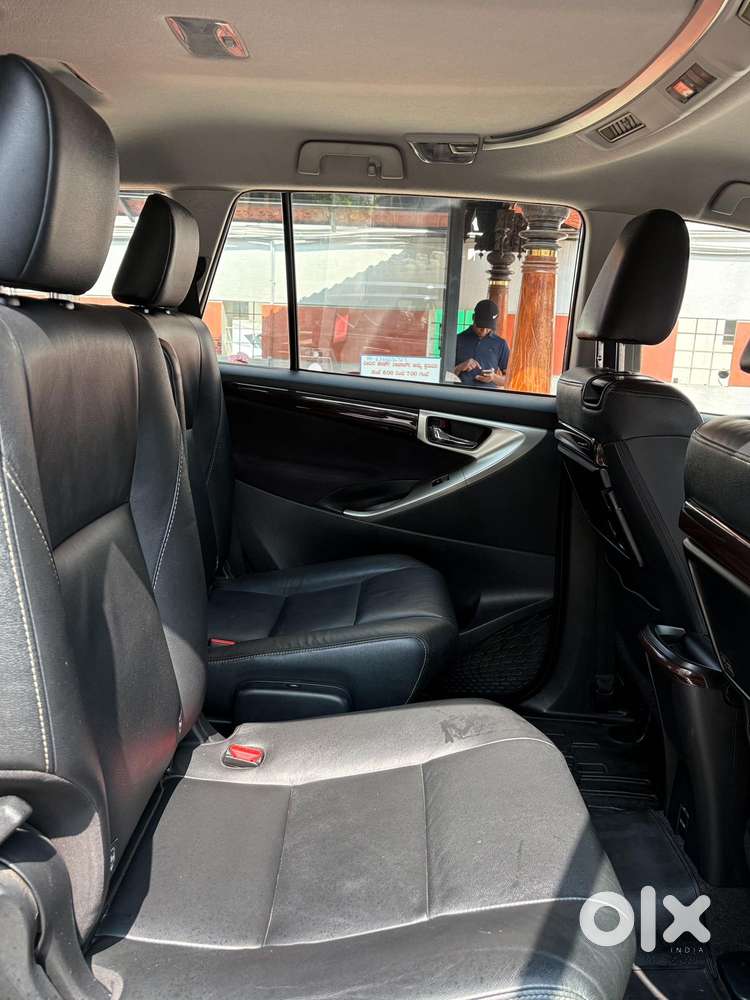 Toyota Innova Crysta Zx 2.4 Diesel 7 Seater, 2017, Diesel