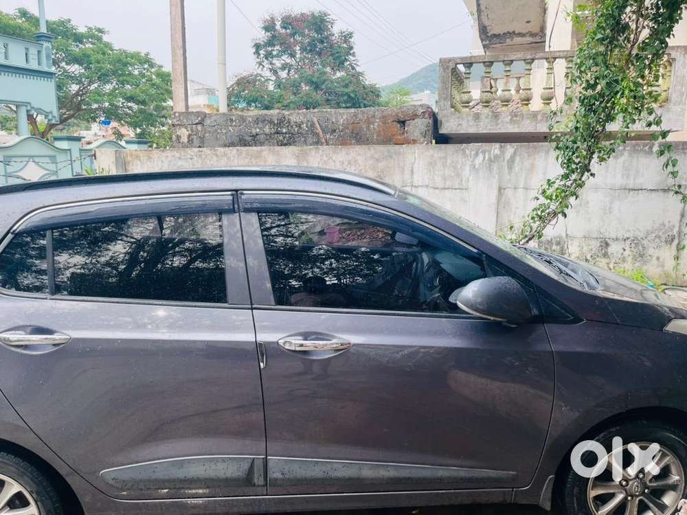 Hyundai Petrol Manual 2016