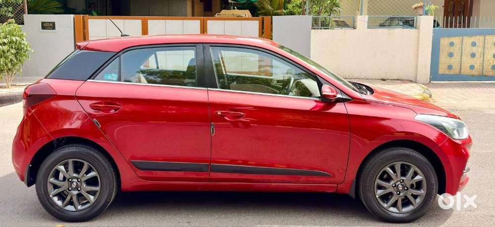 Hyundai I20 Petrol Asta Option, 2018, Petrol