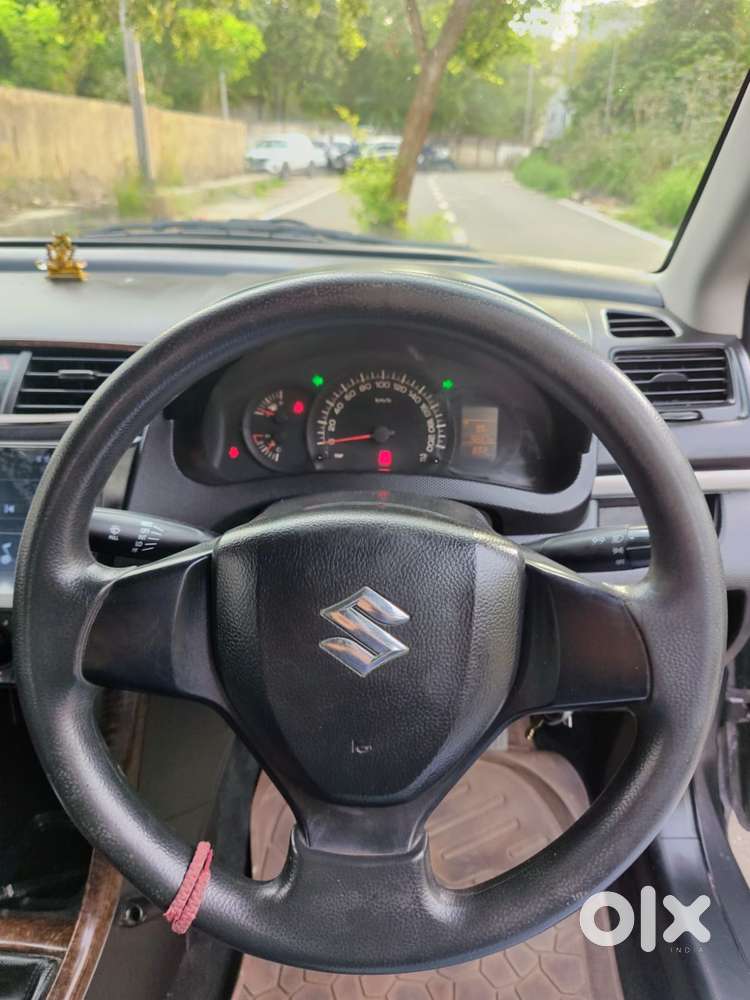 Maruti Suzuki Swift Lxi Option, 2015, Petrol