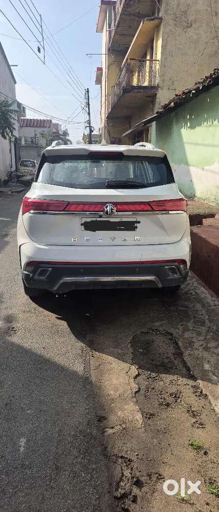 Mg Hector Plus 2023 Waiting For You