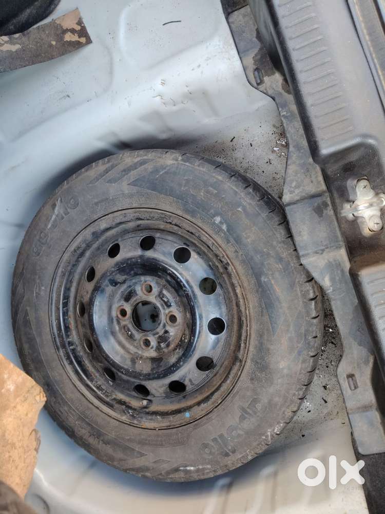 Maruti Suzuki Swift Dzire 1.3 Vxi, 2020, Petrol