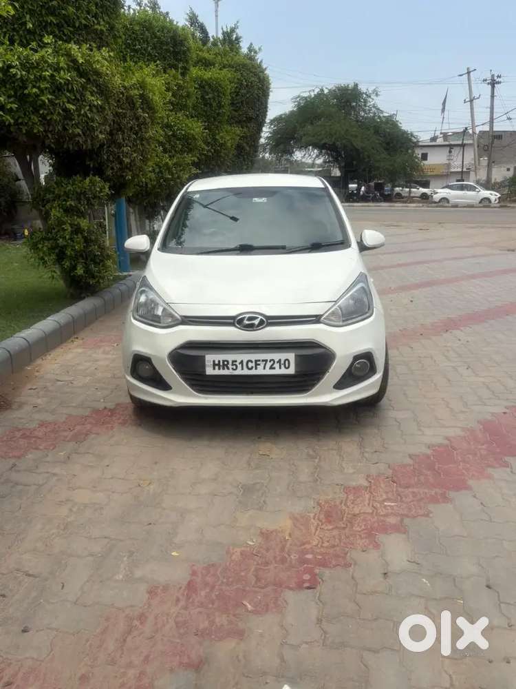 Hyundai Xcent Base 2017