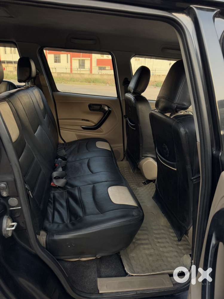 Mahindra Tuv 300 T6 Plus, 2017, Diesel