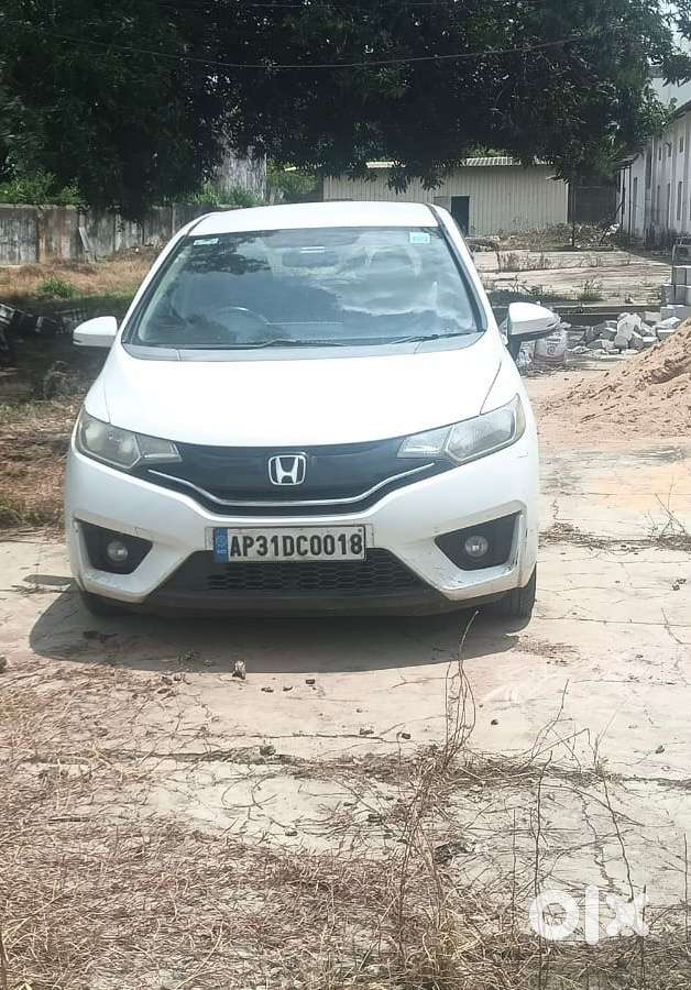 Honda Jazz 2015 Diesel Well Maintained