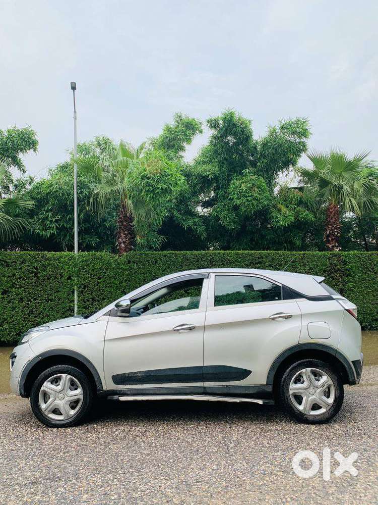 Tata Nexon 1.2 Revotron Xm, 2019, Cng & Hybrids