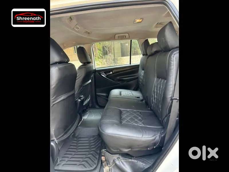 Toyota Innova Crysta [2020-ongoing] 2.4 Gx 8 Str, 2017, Diesel