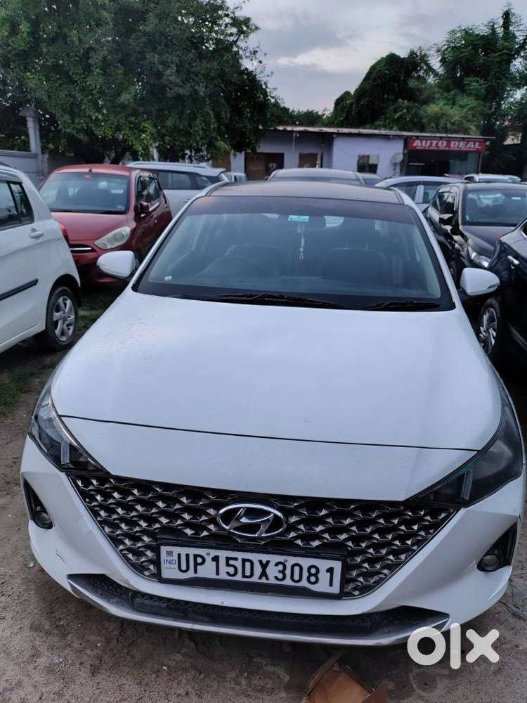 Hyundai Verna 1.5 S Vtvt, 2022, Petrol