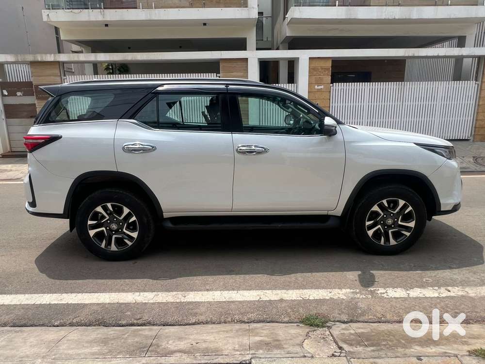 Toyota Fortuner Legender 4x4 At 2.8, 2023, Diesel