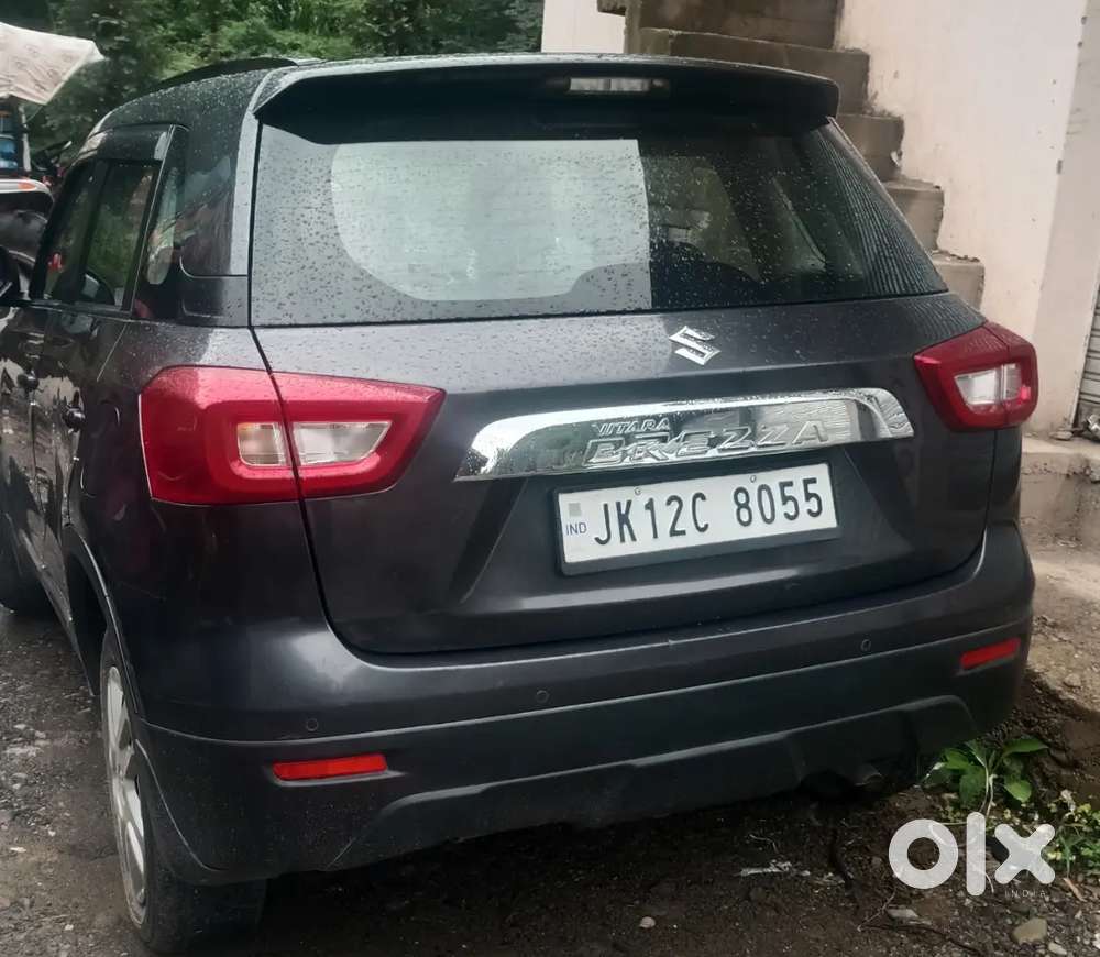 Maruti Suzuki Brezza Vxi 2022
