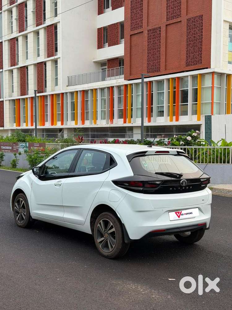 Tata Altroz 1.2 Xza Petrol Dct, 2024, Petrol