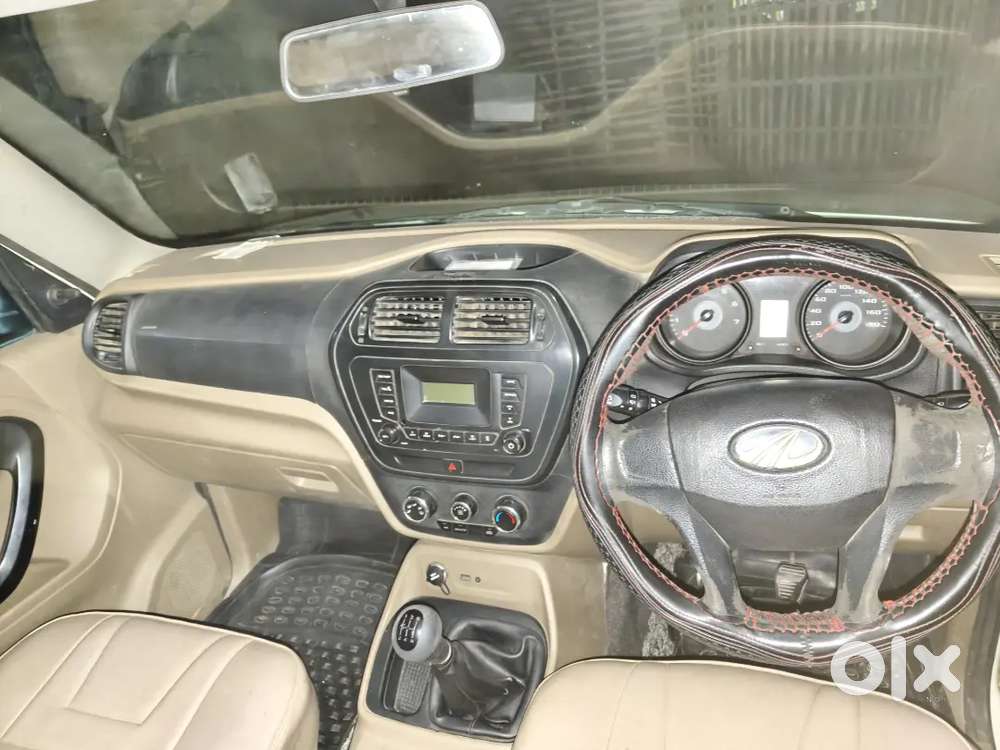 Mahindra Tuv300 1 St Owner