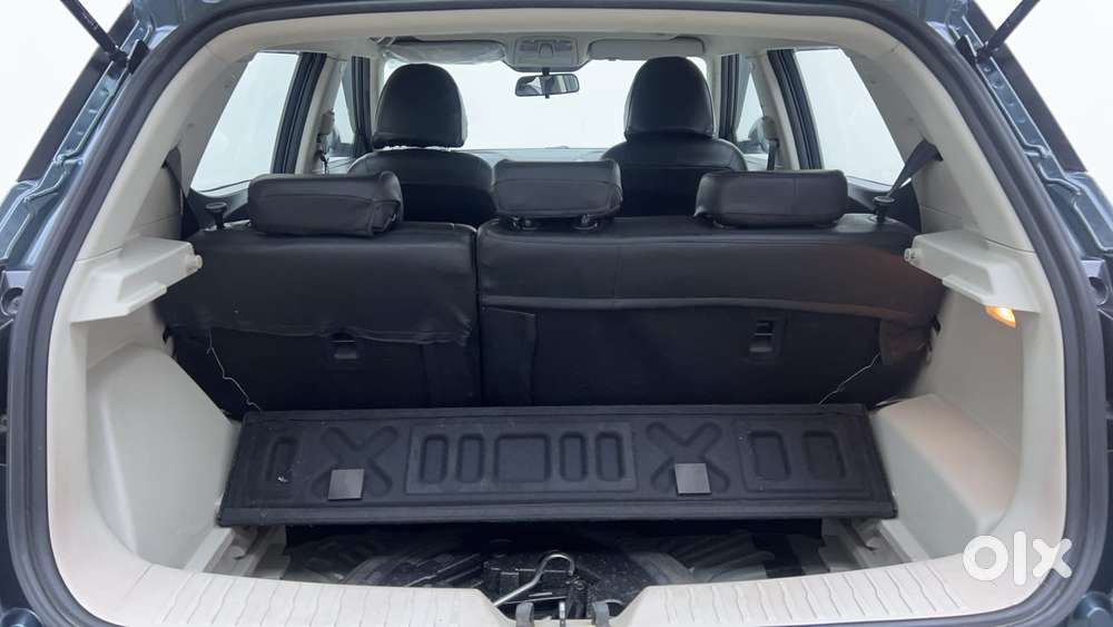Mahindra Xuv300 W8, 2019, Petrol