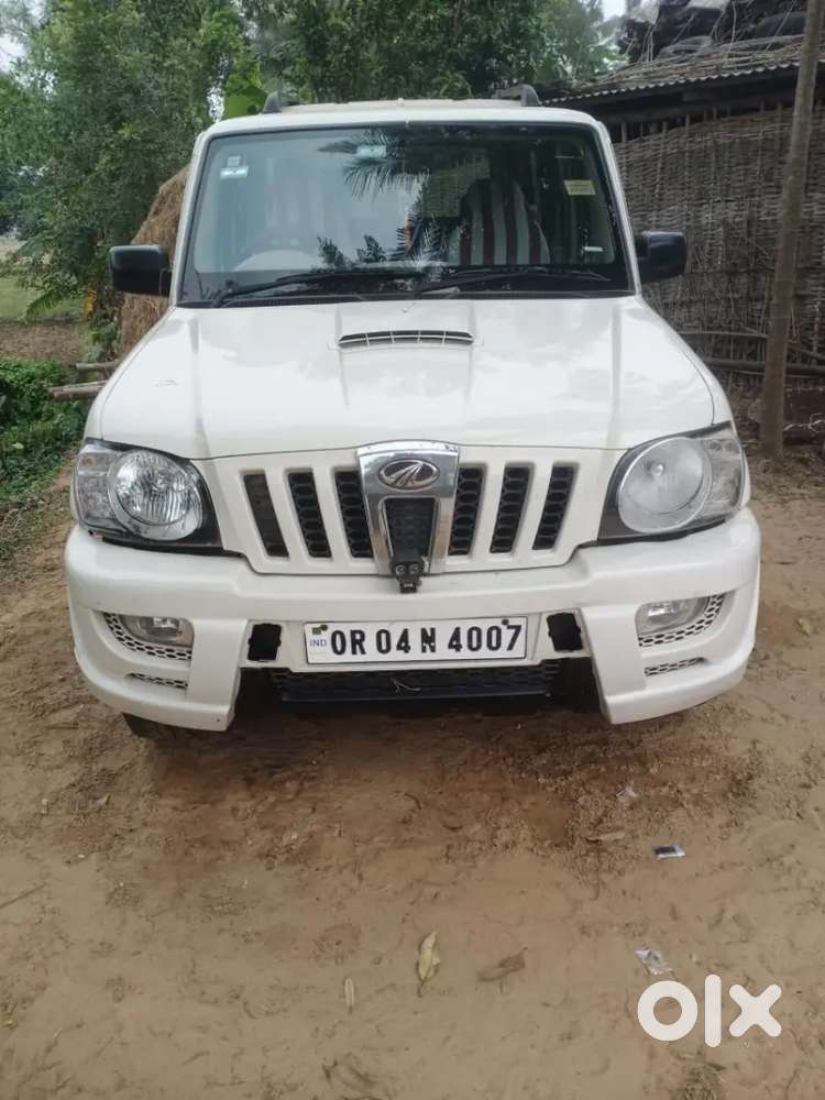 Mahindra Scorpio Classic 2012 Diesel 123000 Km Driven