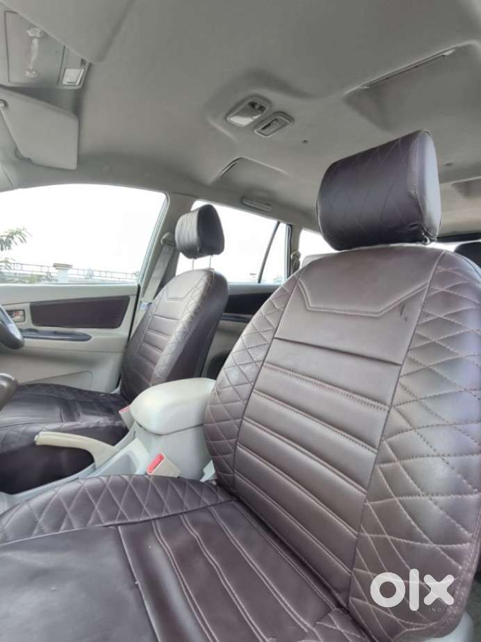 Toyota Innova 2.5 G (diesel) 8 Seater, 2012, Diesel