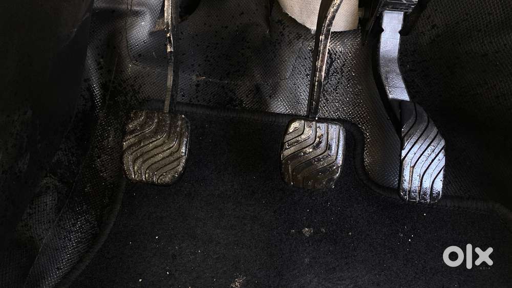 Renault Triber Rxt, 2022, Petrol