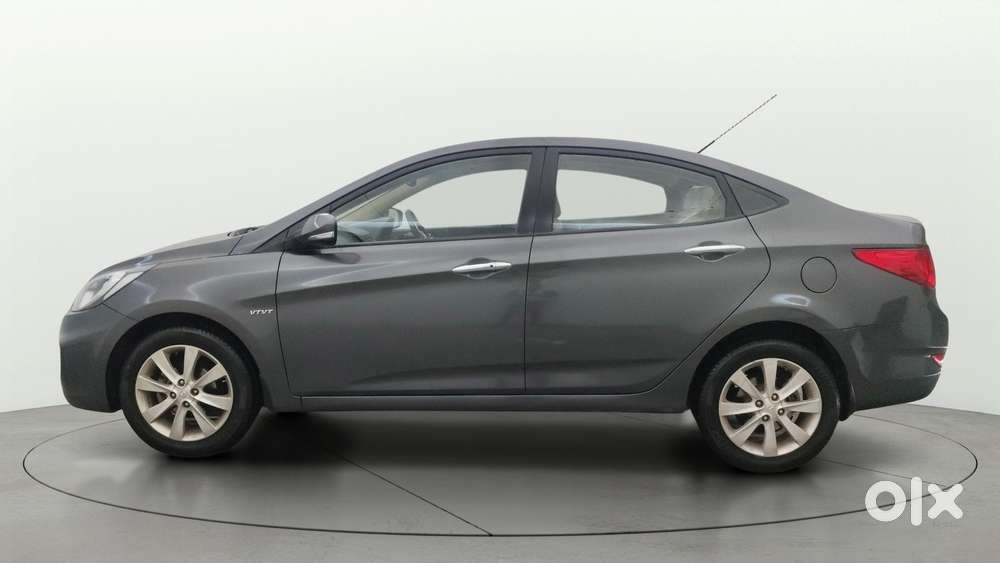 Hyundai Verna Fluidic 1.6 Vtvt Sx, 2013, Petrol