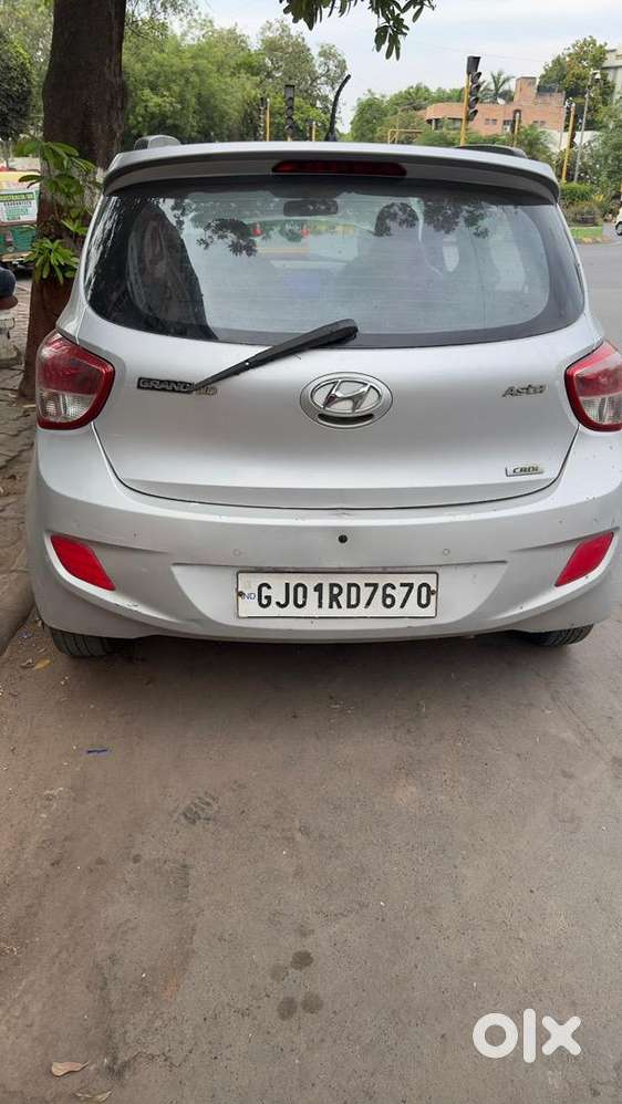 Hyundai Grand I10 2013 Diesel 70000 Km Driven