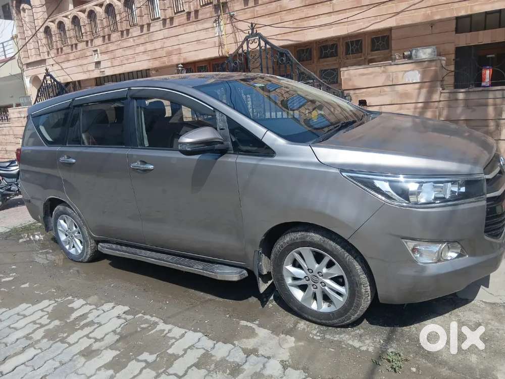 Toyota Innova Crysta 2019