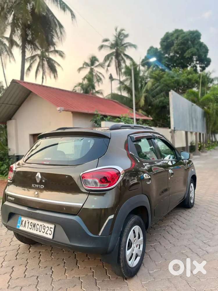 Renault Kwid Top End Variant 2016