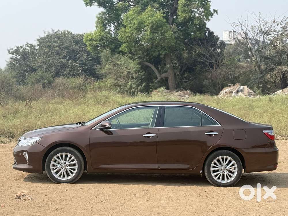 Toyota Camry 2.5 Hybrid, 2017, Petrol