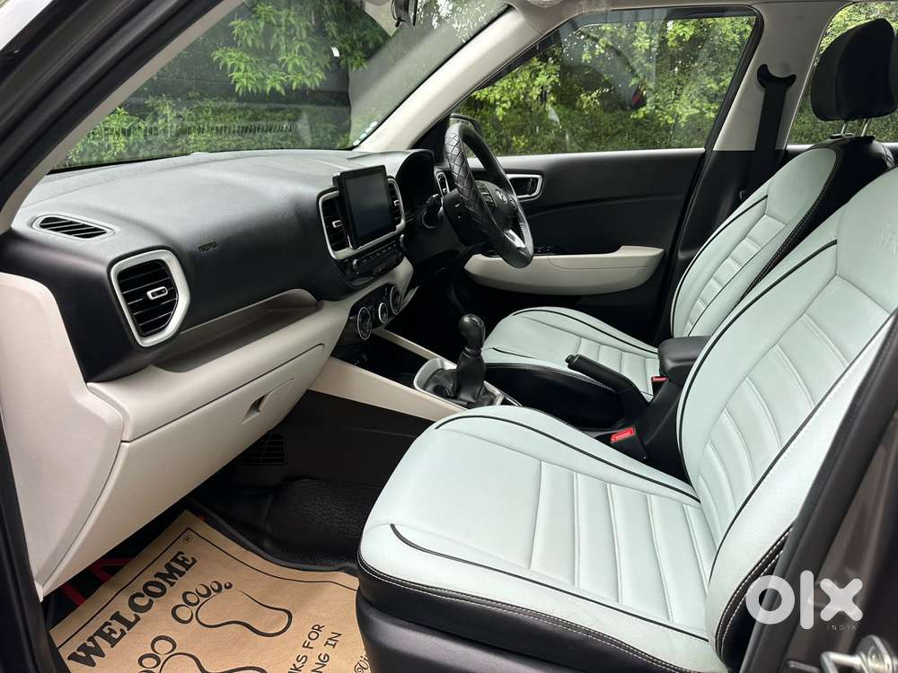 Hyundai Venue S 1.2 Petrol, 2024, Petrol