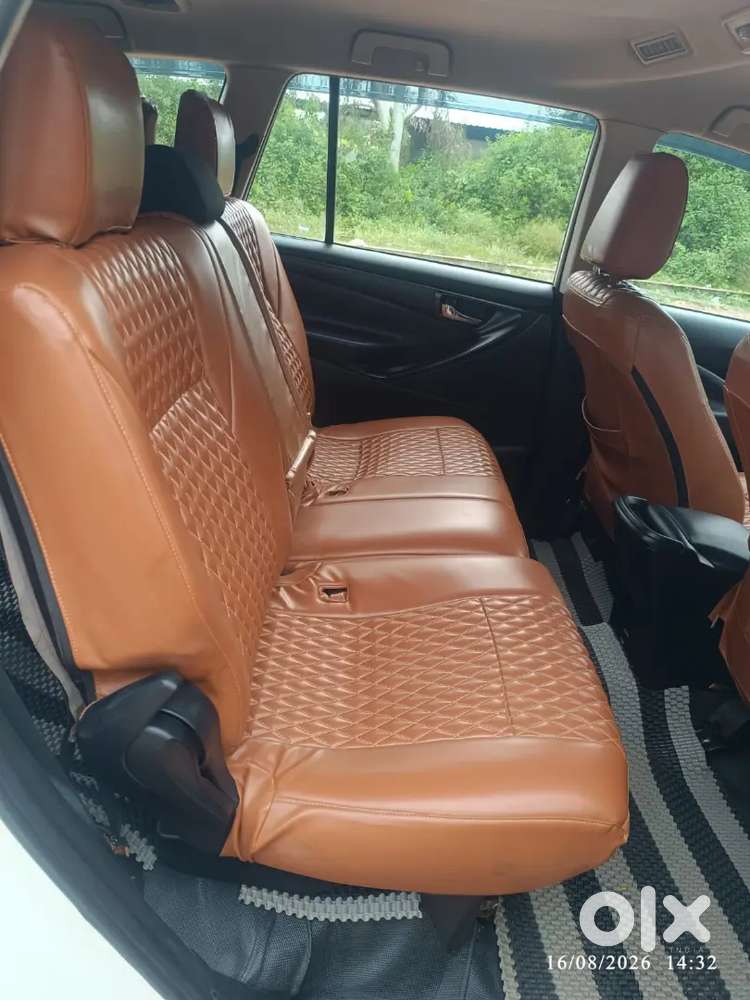 Toyota Innova Crysta Diesel 2022