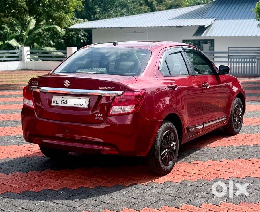 Maruti Suzuki Dzire 1.2 Vxi Amt, 2017, Petrol