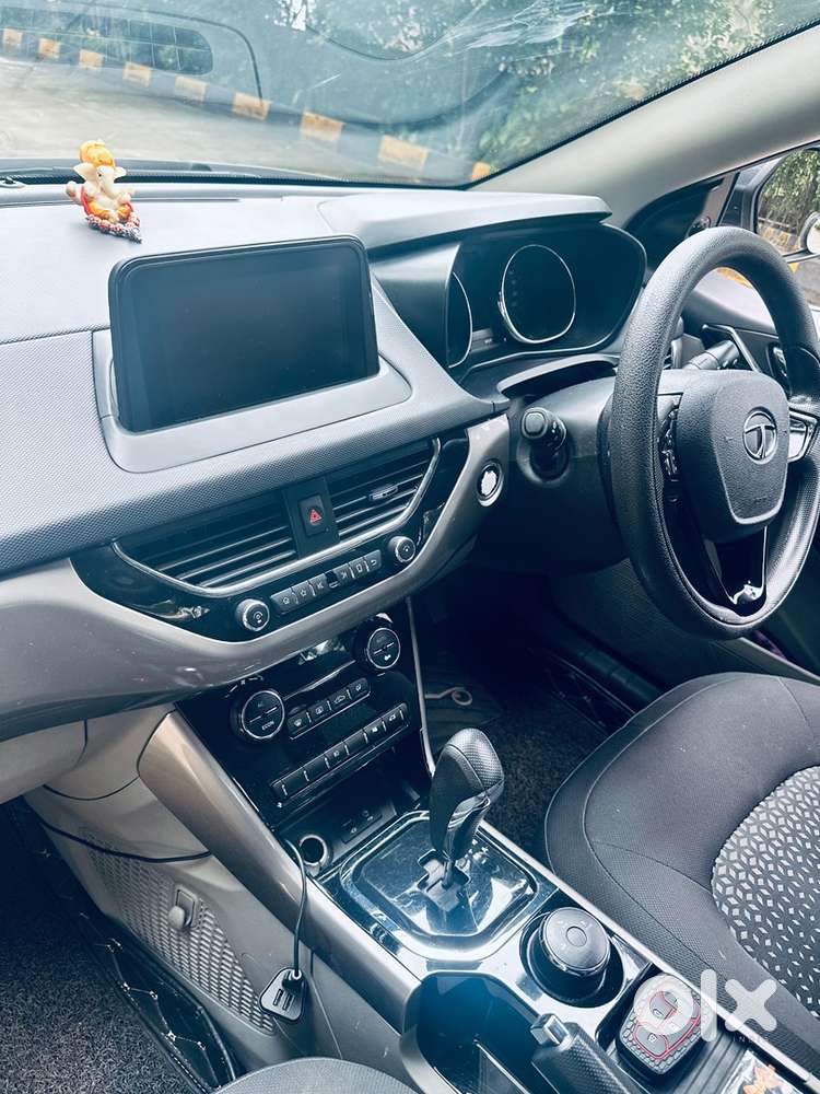 Tata Nexon Xza+ Petrol Automatic Top Model- Jan2020, 50200 Km