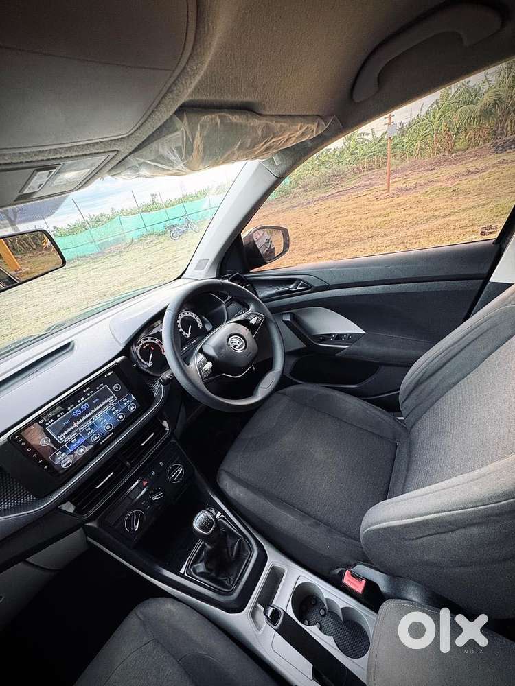 Skoda Kushaq 1.0 Tsi Ambition, 2022, Petrol