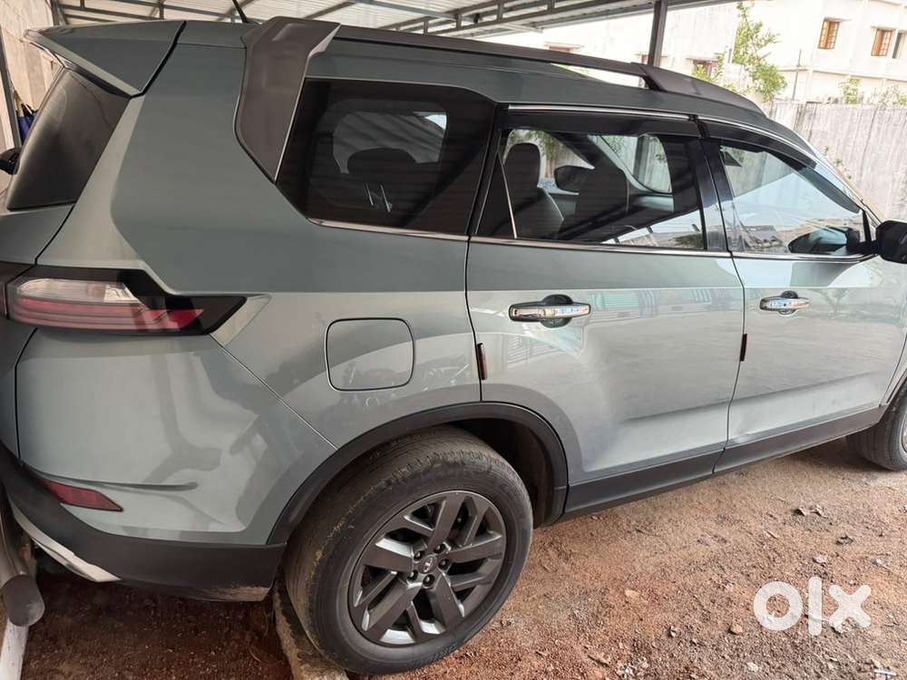 Tata Safari 2023 Diesel 490000 Km Driven