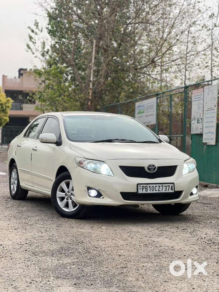 Toyota Corolla Altis 2010 Diesel Well Maintained