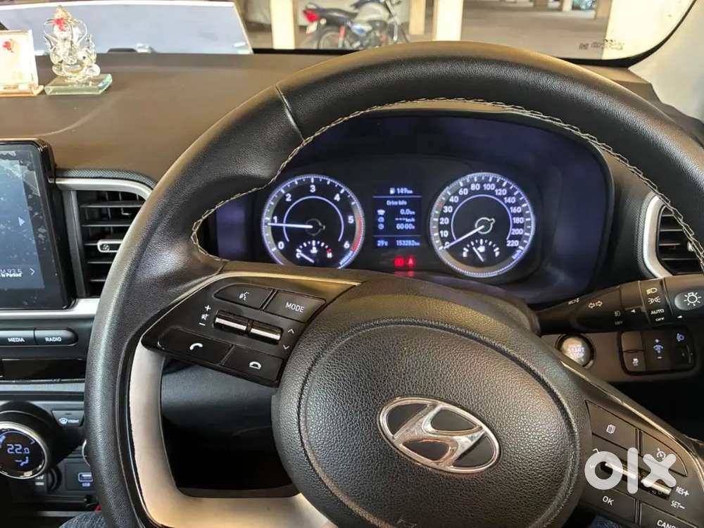 Hyundai Venue 2021 Diesel Well Maintained