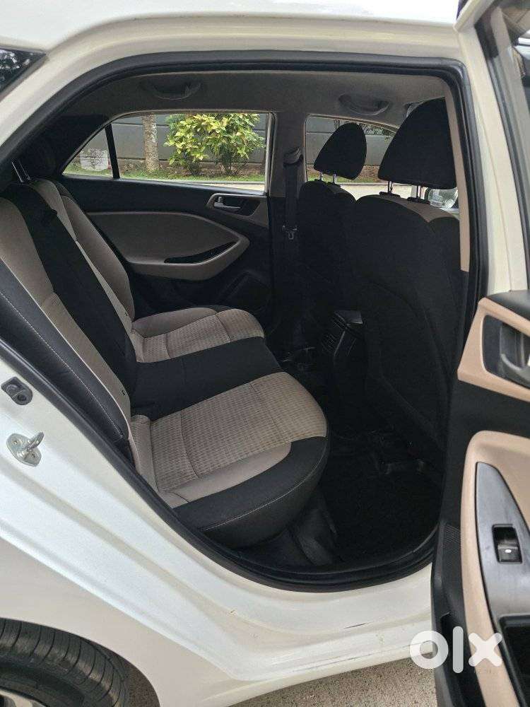 Hyundai Elite I20 Asta Option, 2019, Petrol