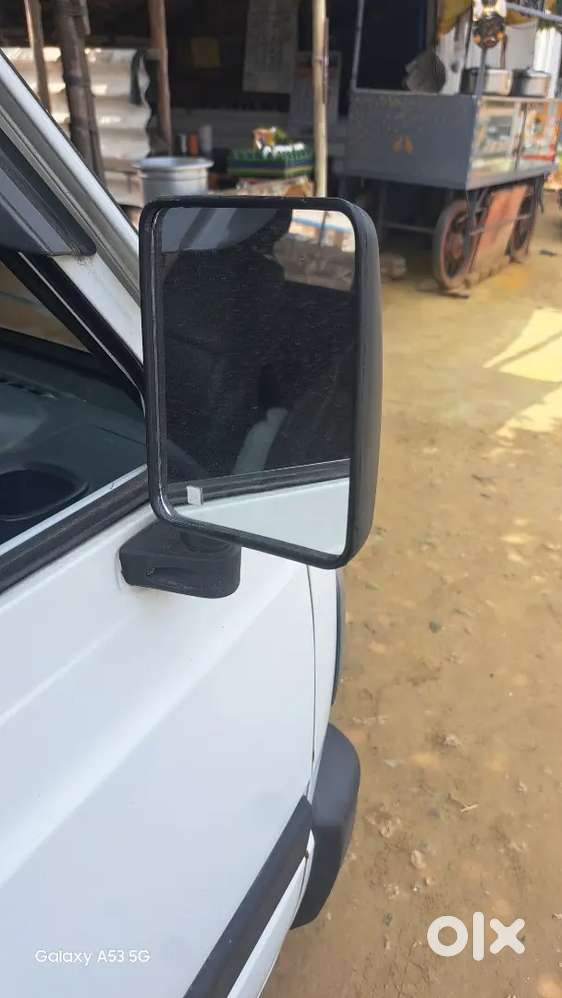 Urgent Sale 2013 Maruti Suzuki Omni 8 Seater
