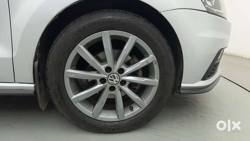 Volkswagen Vento 1.6 Highline, 2022, Petrol
