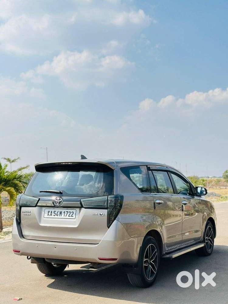 Toyota Innova Crysta