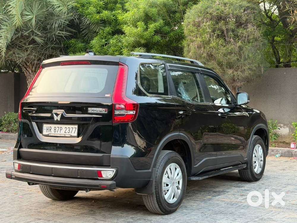 Mahindra Scorpio-n 2.0 Z2 Petrol Mt 7 Str, 2024, Petrol