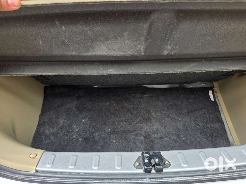 Honda Brio V Automatic, 2012, Petrol