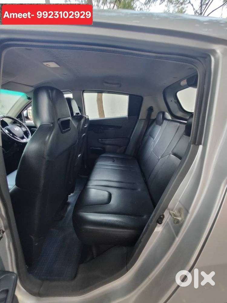 Mahindra Kuv 100 1.2 Trip Cng, 2018, Cng & Hybrids