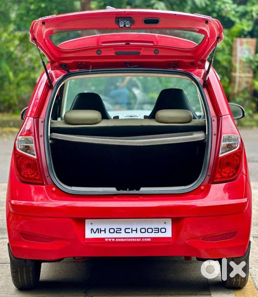 Hyundai I10 Sportz At, 2012, Petrol