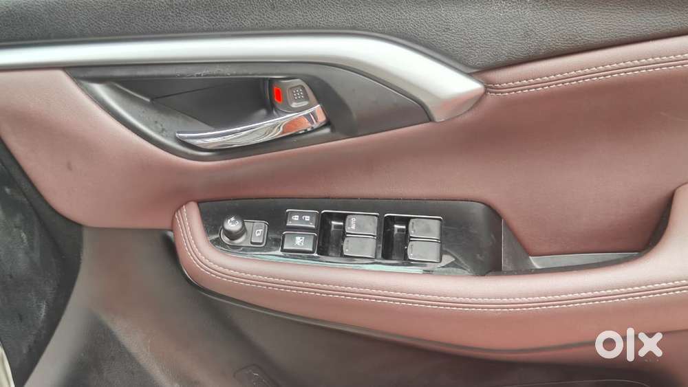 Maruti Suzuki Grand Vitara 1.5 Alpha Smart Hybrid Dual Tone At, 2023..