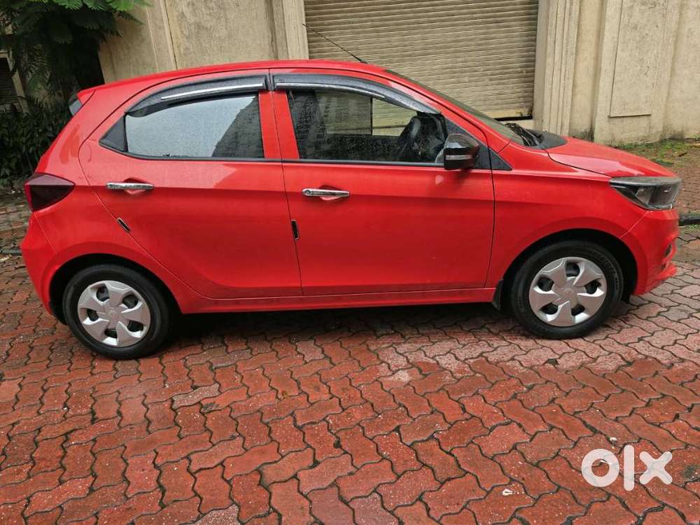 Tata Tiago 1.2 Revotron Xm, 2024, Petrol