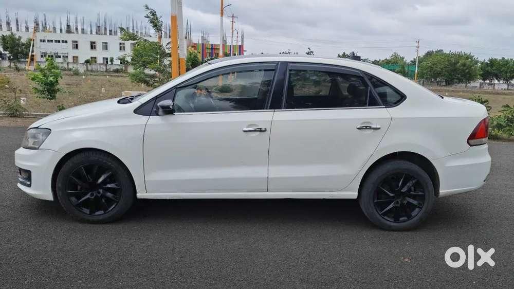 Volkswagen Vento Petrol 2011