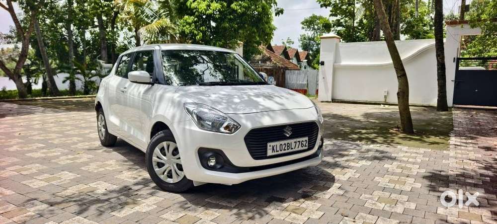 Maruti Suzuki Swift Vxi + Manual, 2020, Petrol
