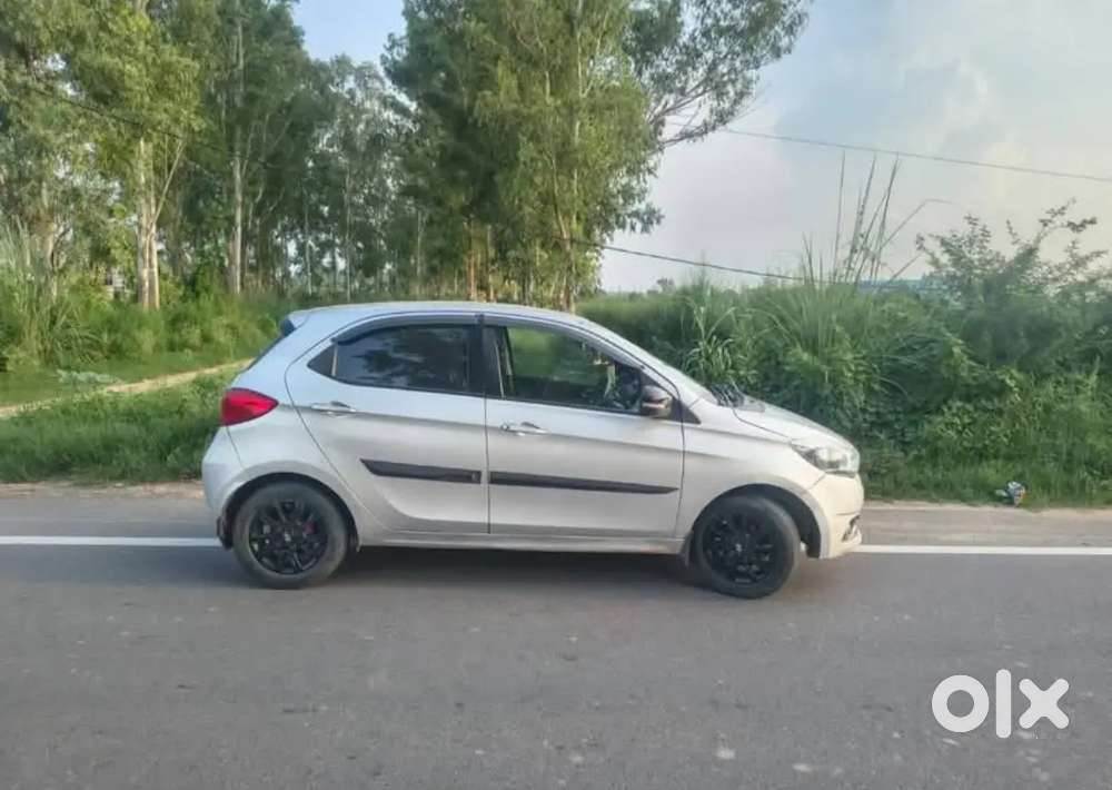 Tata Tiago Top Model Well Mentained