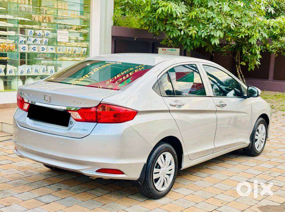 Honda City Sv Mt I-dtec, 2015, Petrol