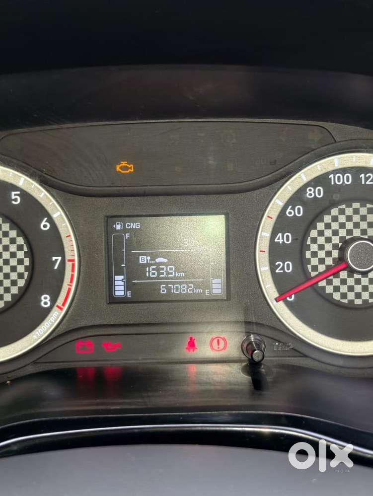 Brand New Condition I 10 Nios Sport Cng Model With New Tyer