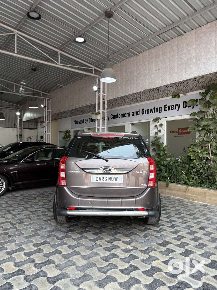 Mahindra Xuv500 2.2 W10 Sportz Edition At, 2017, Diesel